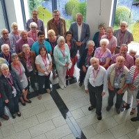 Mehr als 30 Genossinnen und Genossen besuchten das erfolgreiche Bayreuther Unternehmen MEDI. Foto: Stadtverband Bayreuth